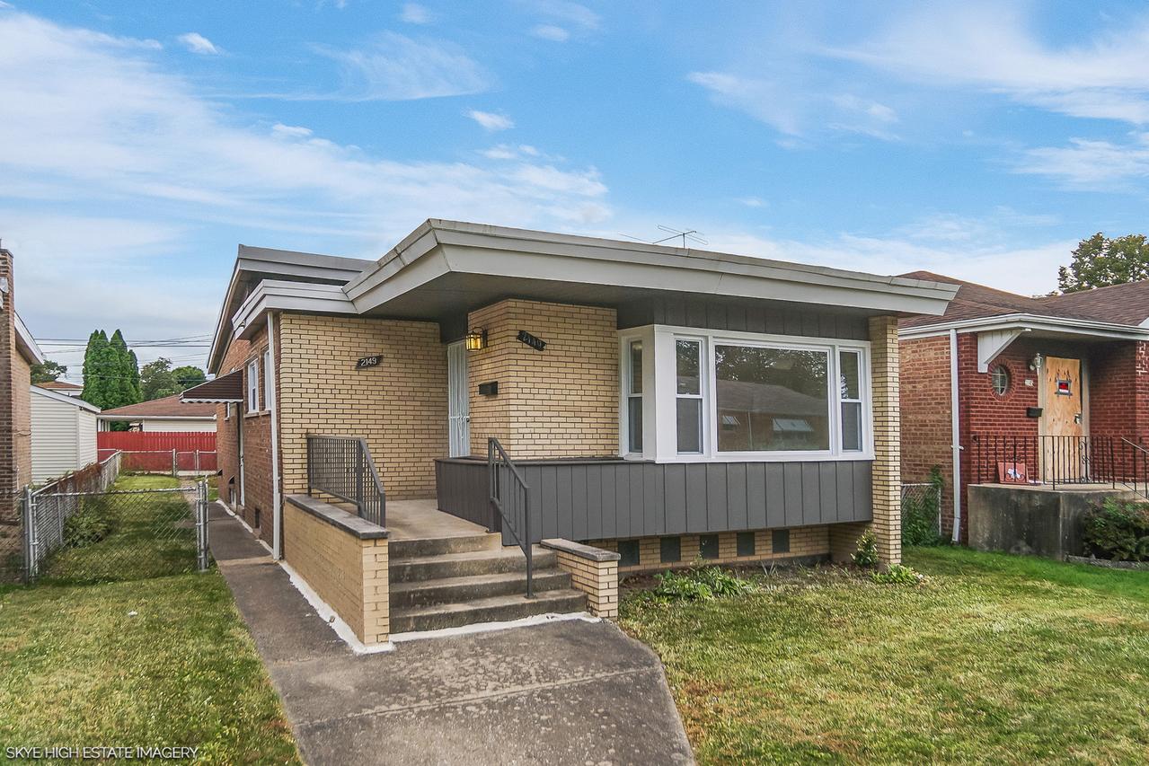 2149 E 90th St., Chicago, IL 60617