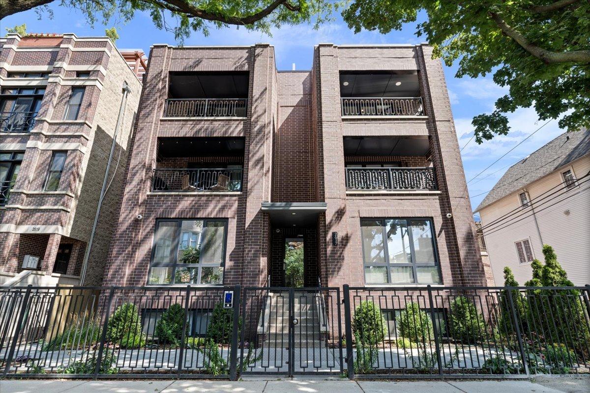 2617 N Seminary Ave. #3S, Chicago, IL 60614
