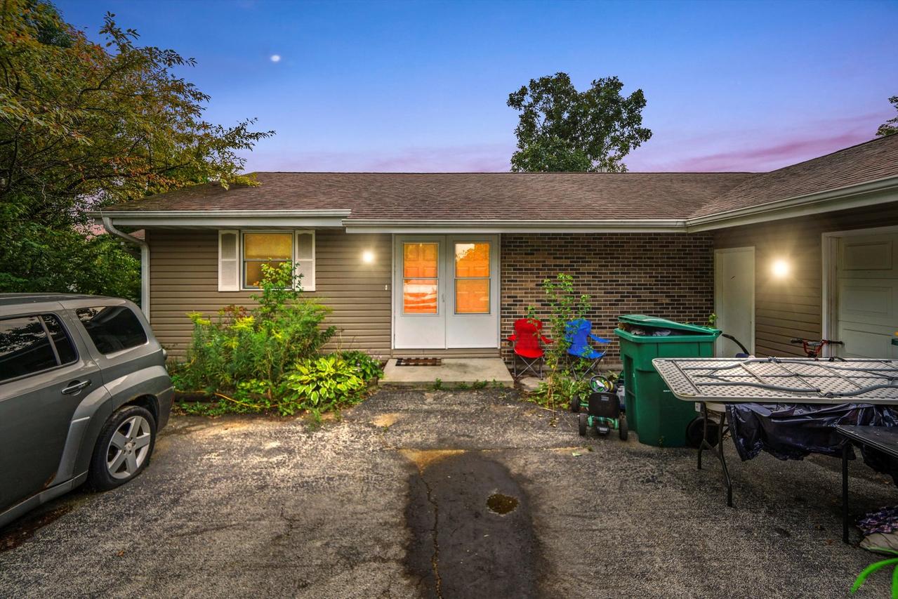 11704 Banbridge Dr., Roscoe, IL 61073