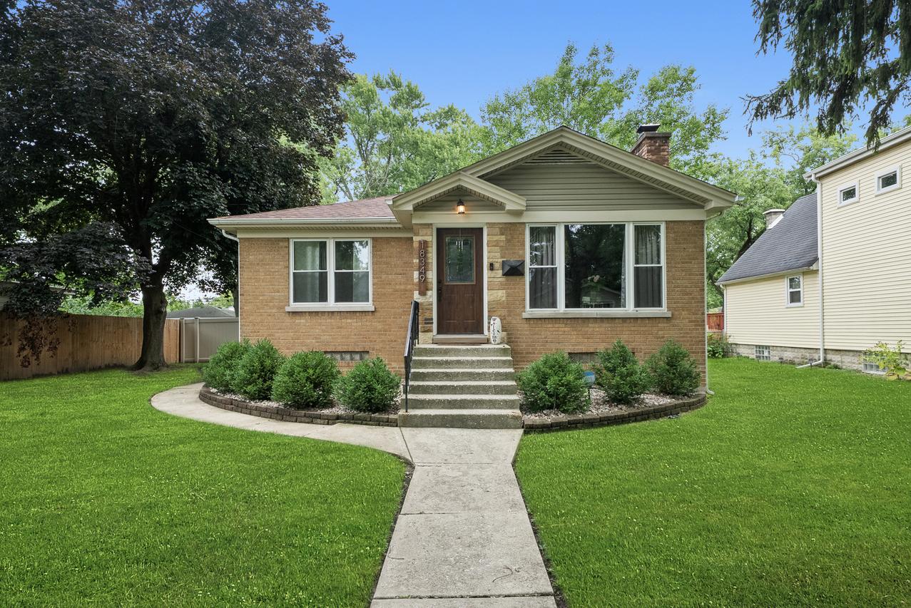18349 Martin Ave., Homewood, IL 60430
