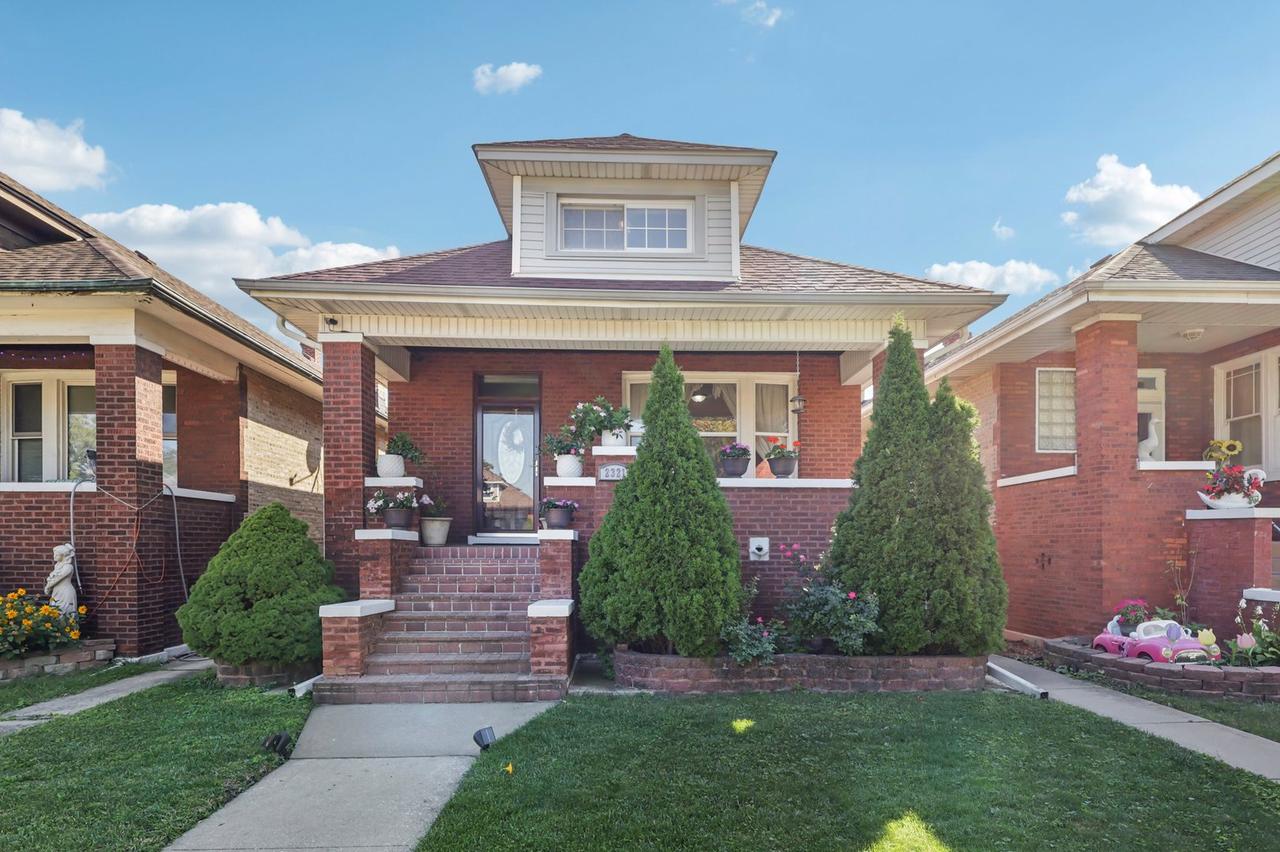 2321 S 60th Ct., Cicero, IL 60804