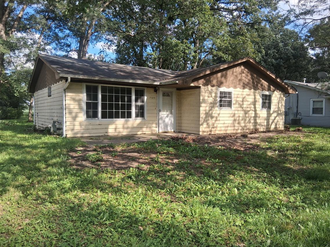 1923 Bruning Dr., Wilmington, IL 60481
