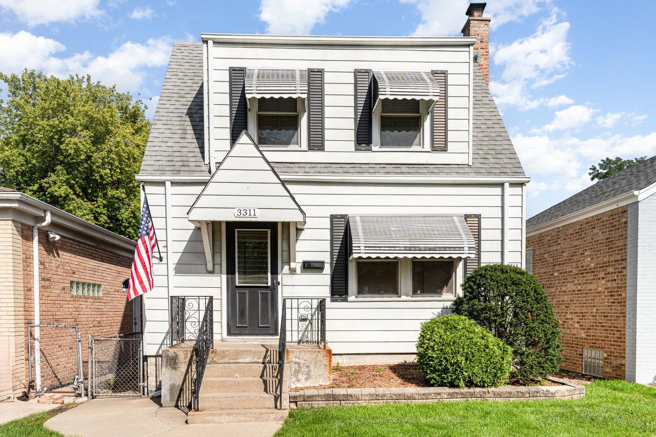 3311 N Oriole Ave., Chicago, IL 60634