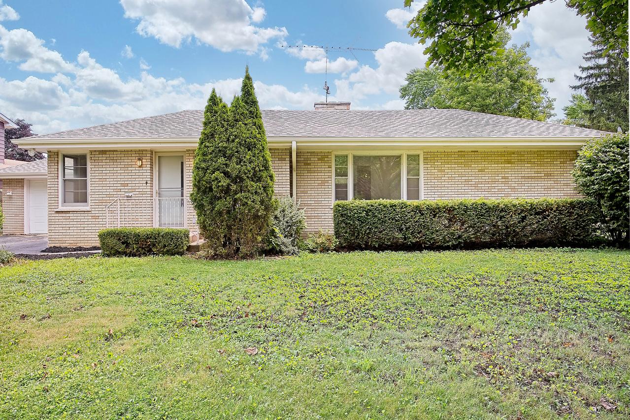 3131 Bethel Blvd., Zion, IL 60099