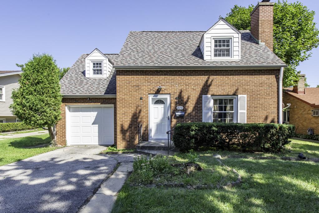 411 N Martin Ave., Waukegan, IL 60085