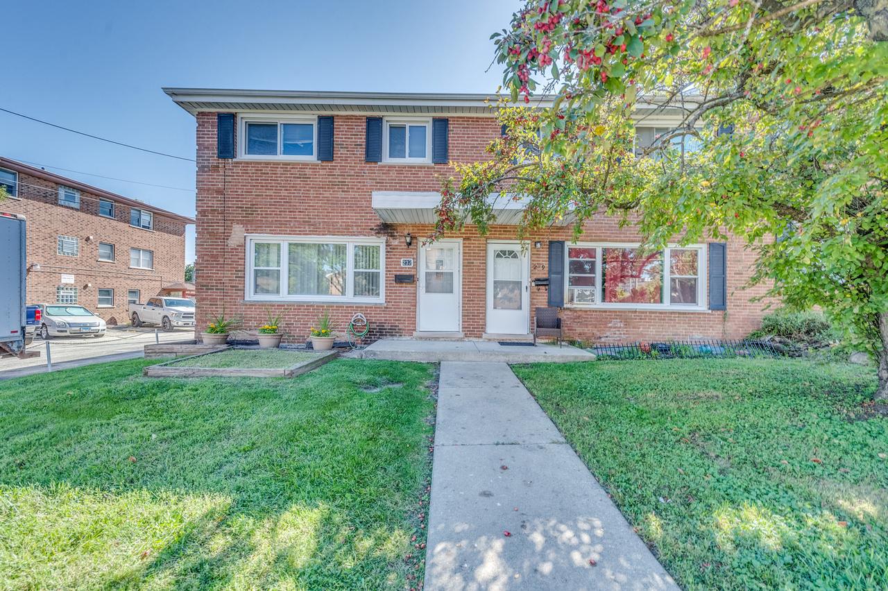 237 S Rush St., Itasca, IL 60143