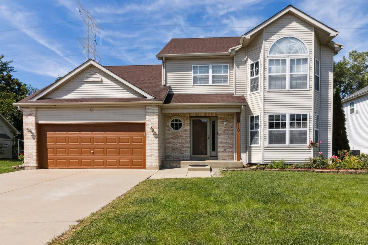 1110 Natalie Dr., West Chicago, IL 60185