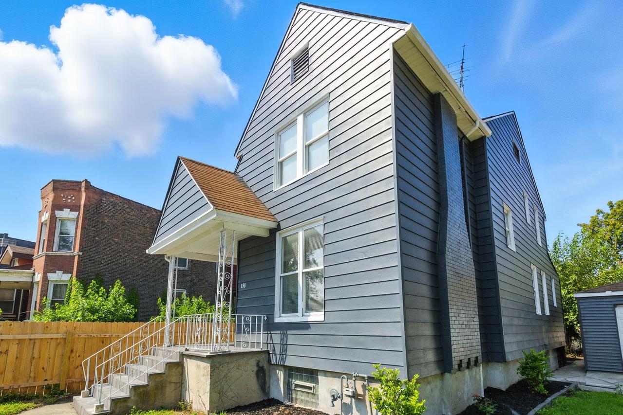 838 E 90th St., Chicago, IL 60619