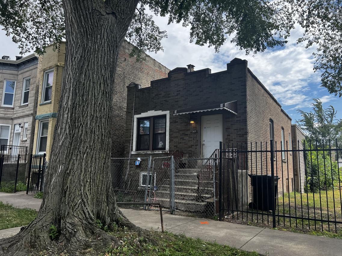 3039 W Flournoy St., Chicago, IL 60612