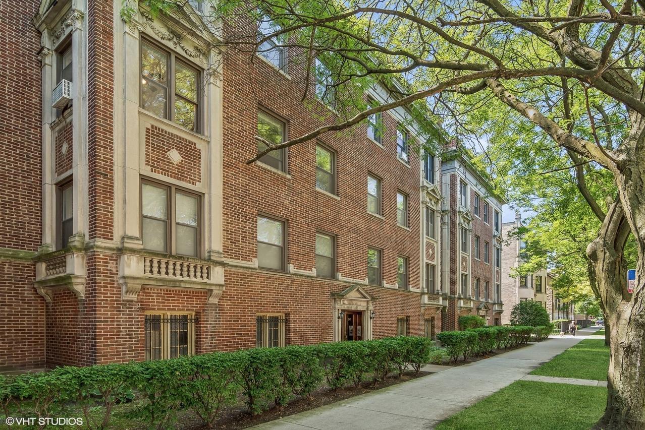 1151 E Hyde Park Blvd. #2D, Chicago, IL 60615
