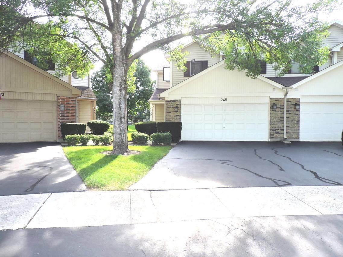 245 Carlisle Ave., Westmont, IL 60559