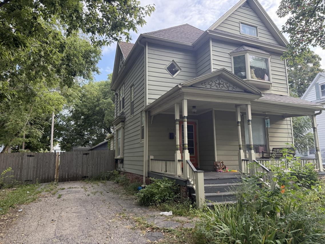 404 E Park St., Champaign, IL 61820