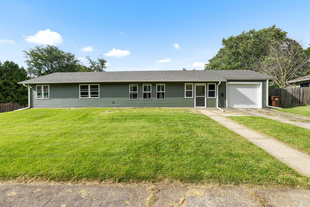 306 W Front St., Mount Morris, IL 61054