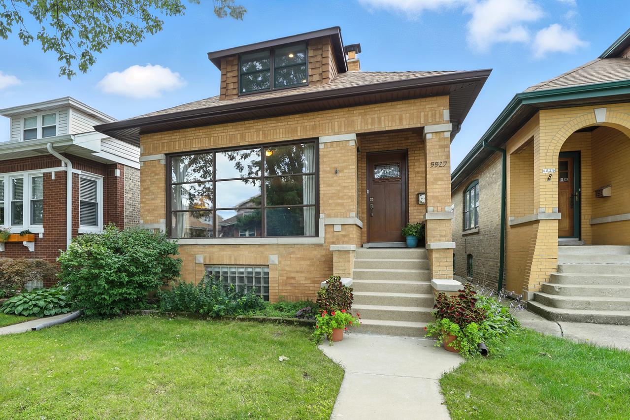 5527 W Pensacola Ave., Chicago, IL 60641