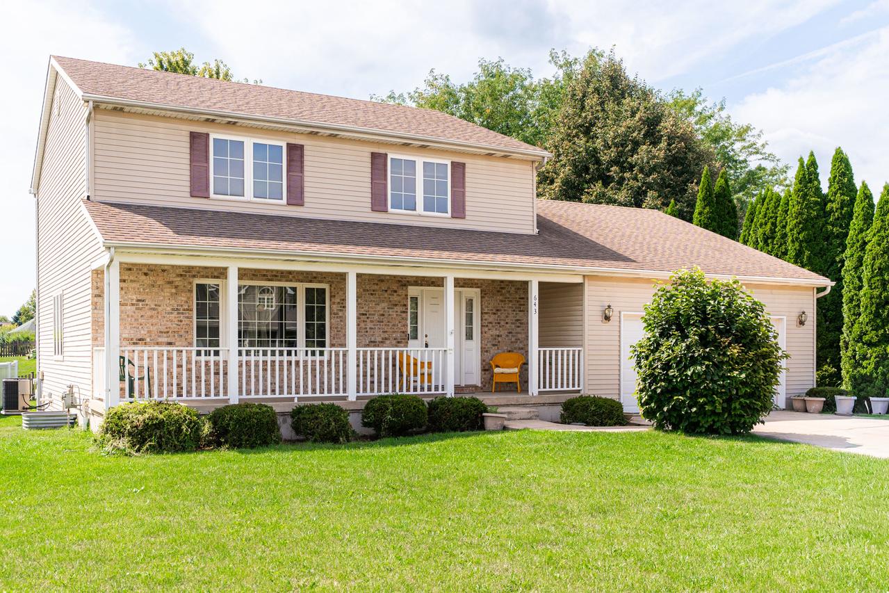643 Plum St., Dekalb, IL 60115