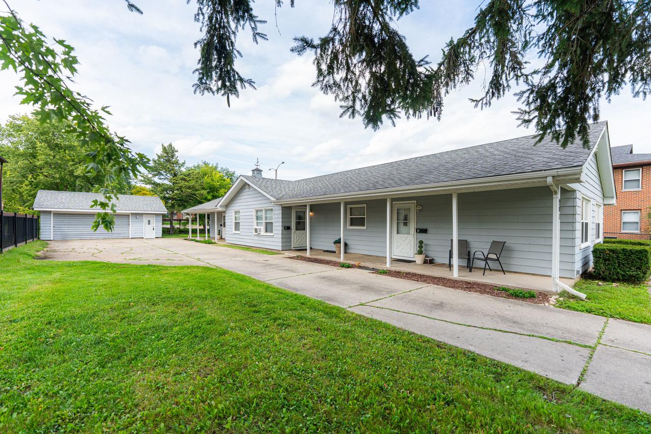 901 Kimberly Dr., Dekalb, IL 60115