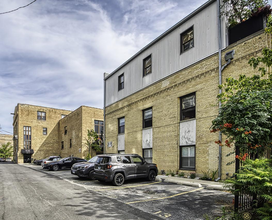 1128 W Ardmore Ave. #1, Chicago, IL 60660