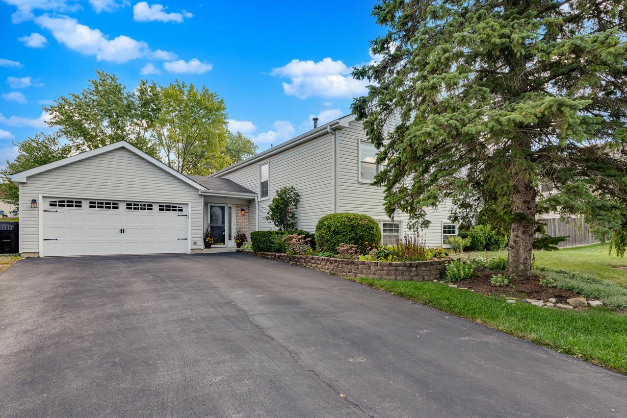 810 Red Bridge Rd., Lake Zurich, IL 60047