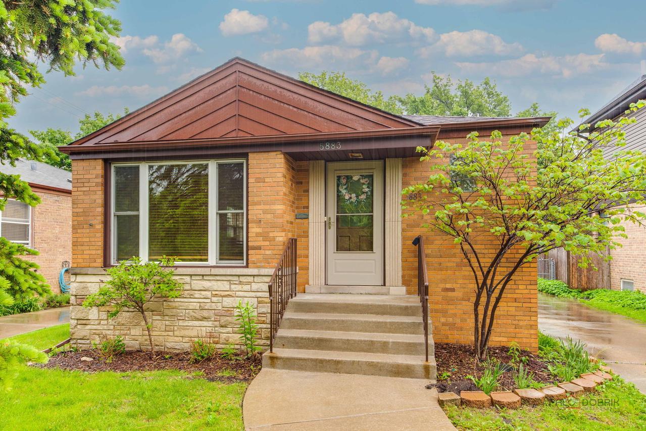 5883 N Central Ave., Chicago, IL 60646