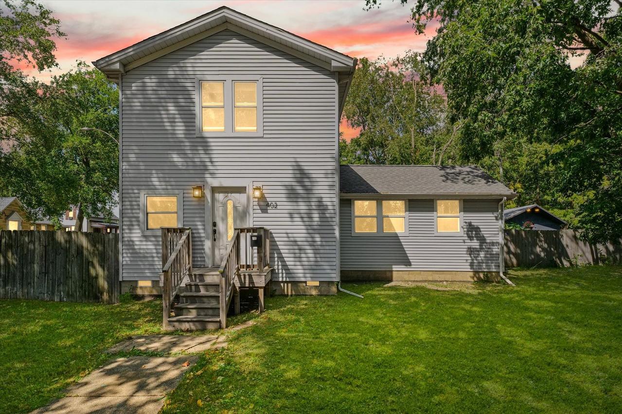 402 E Park St., Champaign, IL 61820
