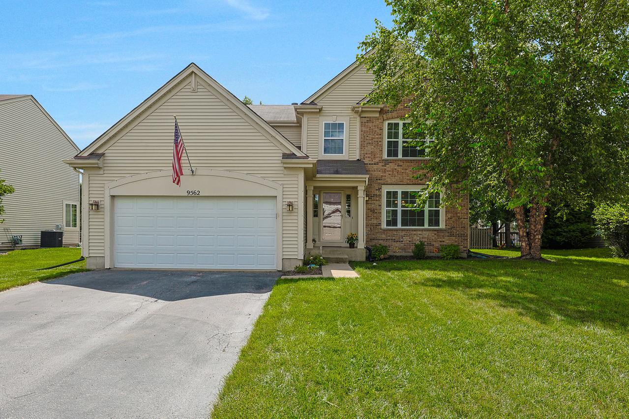 9562 Bristol Ln., Huntley, IL 60142
