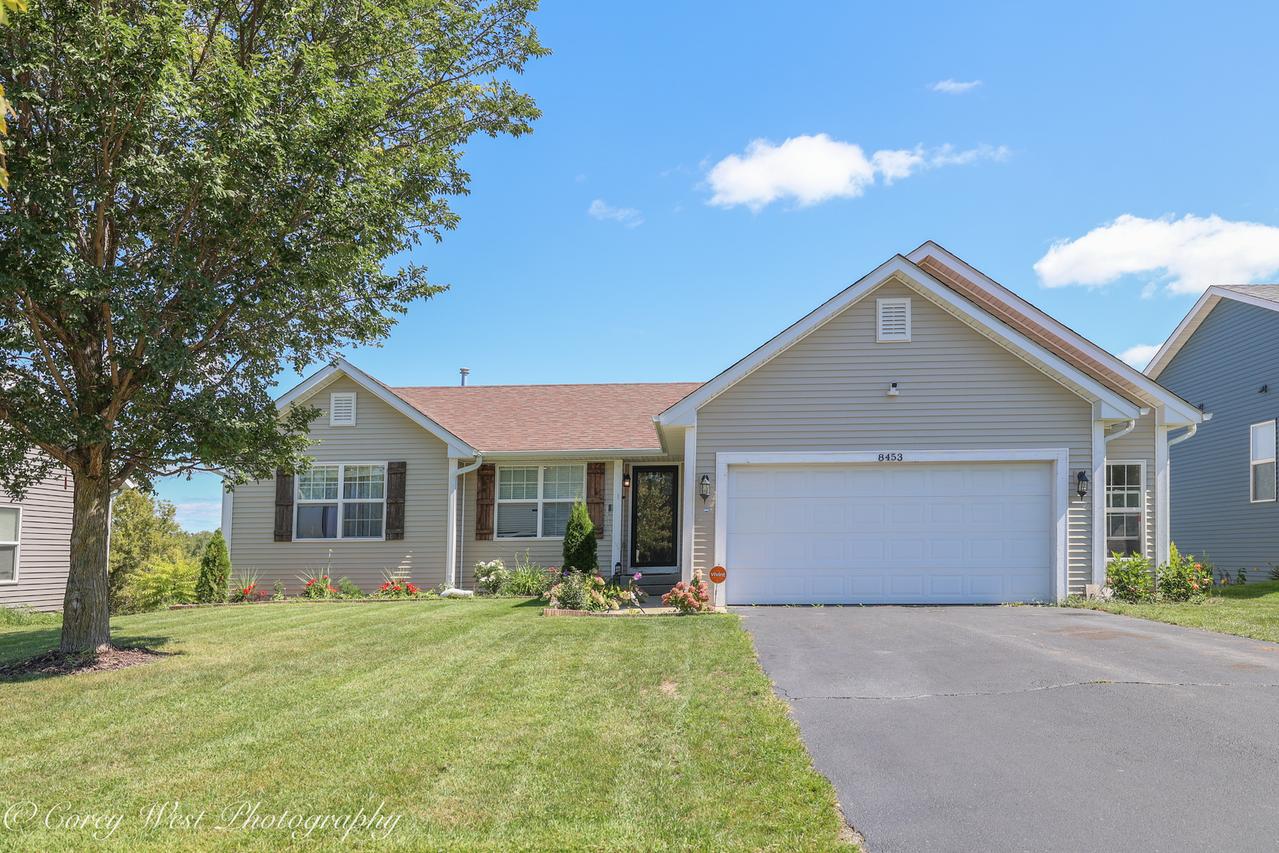 8453 Crooked Bend Rd., Machesney Park, IL 61115