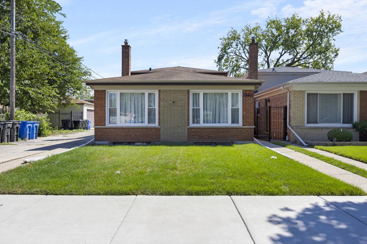 [Address Hidden by Seller], Chicago, IL 60617