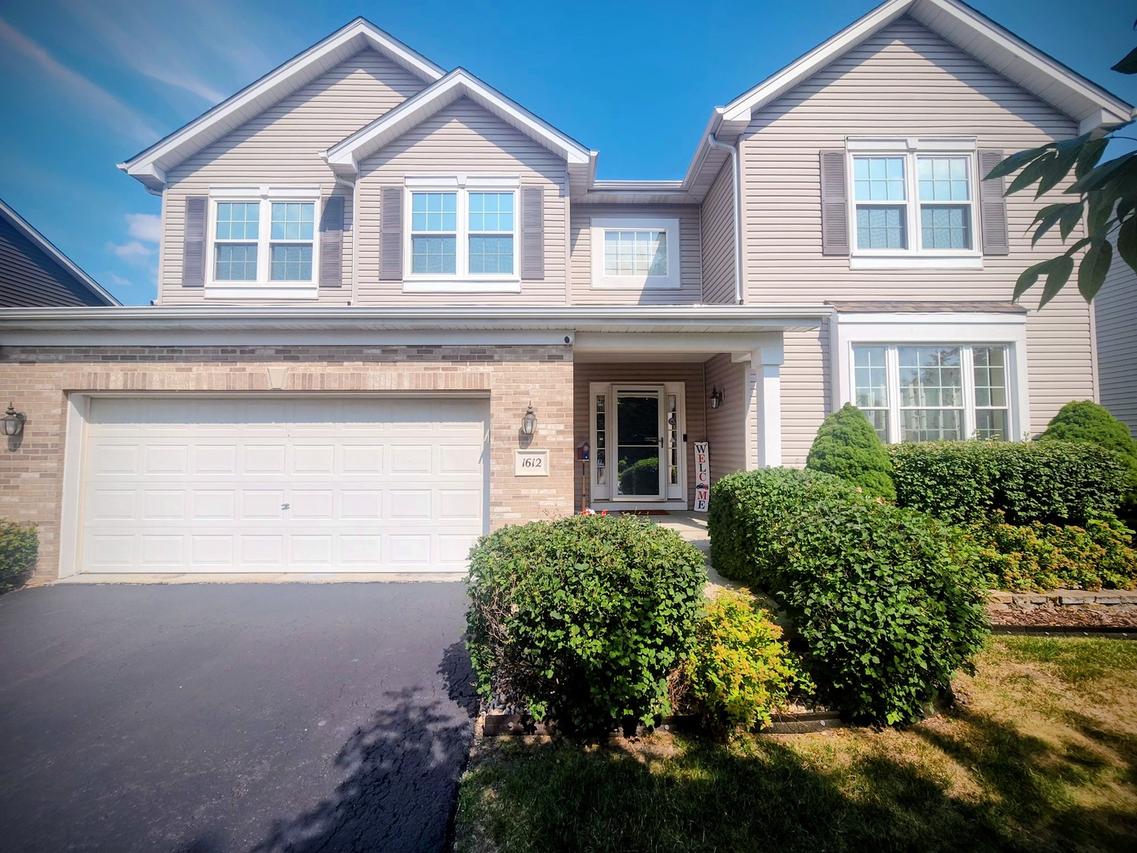 1612 Whisper Glen Dr., Plainfield, IL 60586