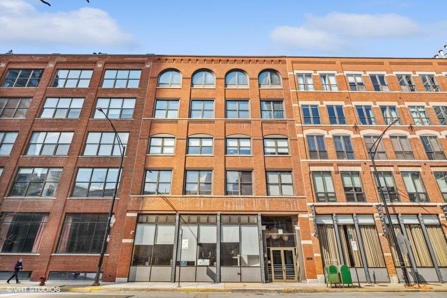 420 W Grand Ave. #2H, Chicago, IL 60654