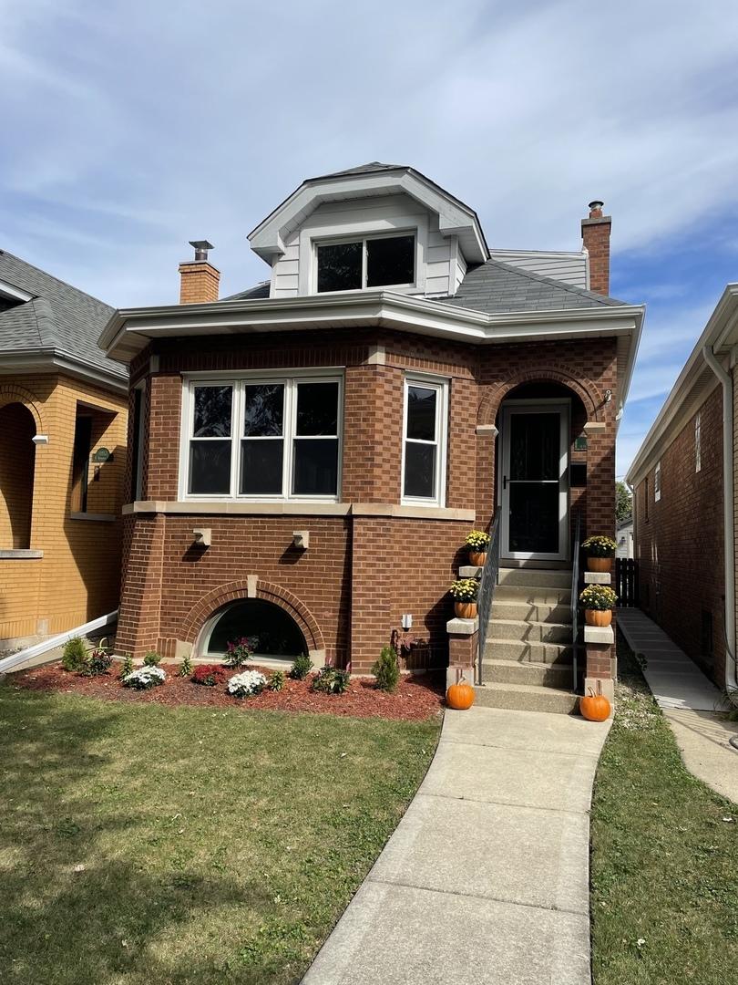 5951 N Newburg Ave., Chicago, IL 60631