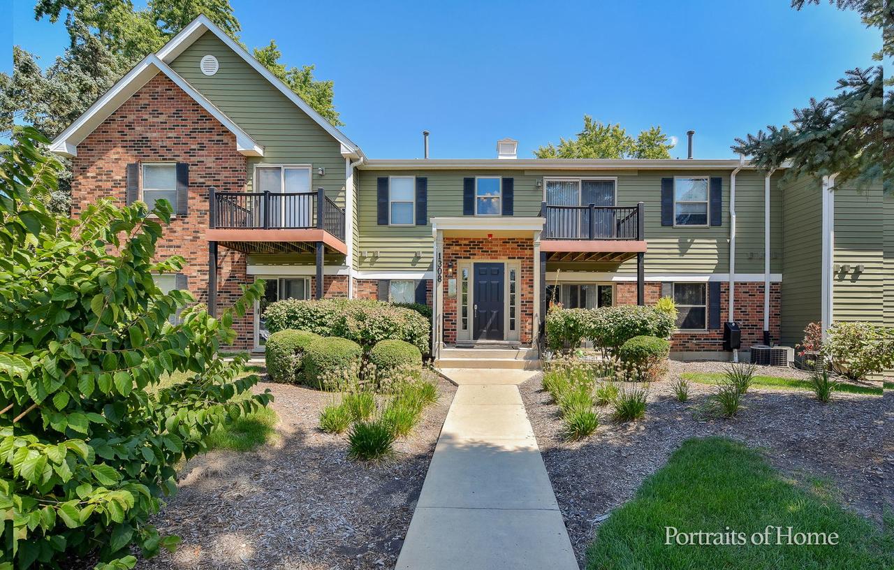 1308 Mc Dowell Rd. #103, Naperville, IL 60563