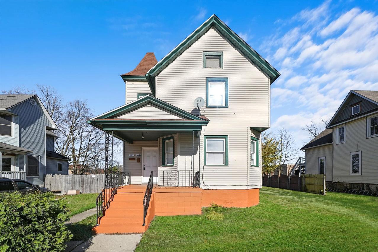 1095-1097 E Merchant St., Kankakee, IL 60901