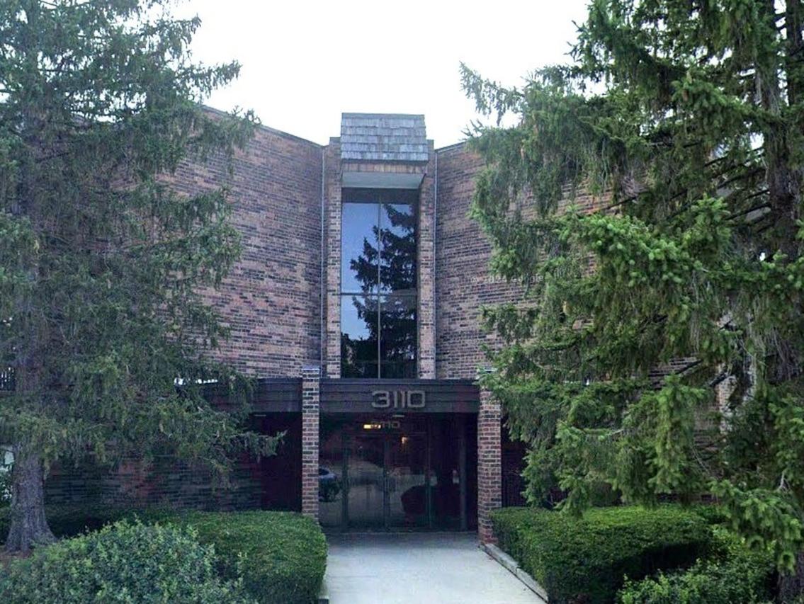 3110 Pheasant Creek Dr. #206, Northbrook, IL 60062