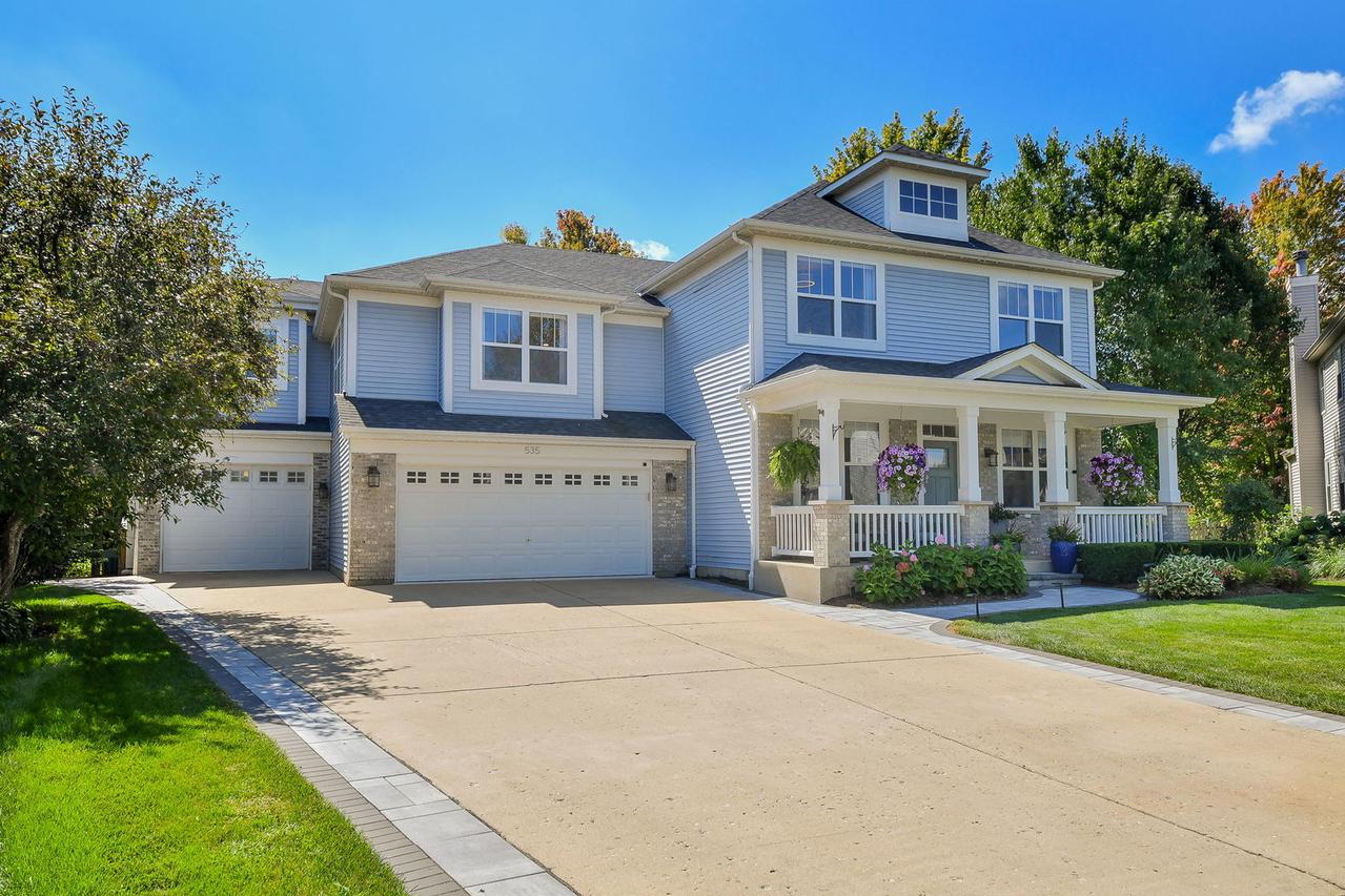 535 Red Sky Dr., St. Charles, IL 60175