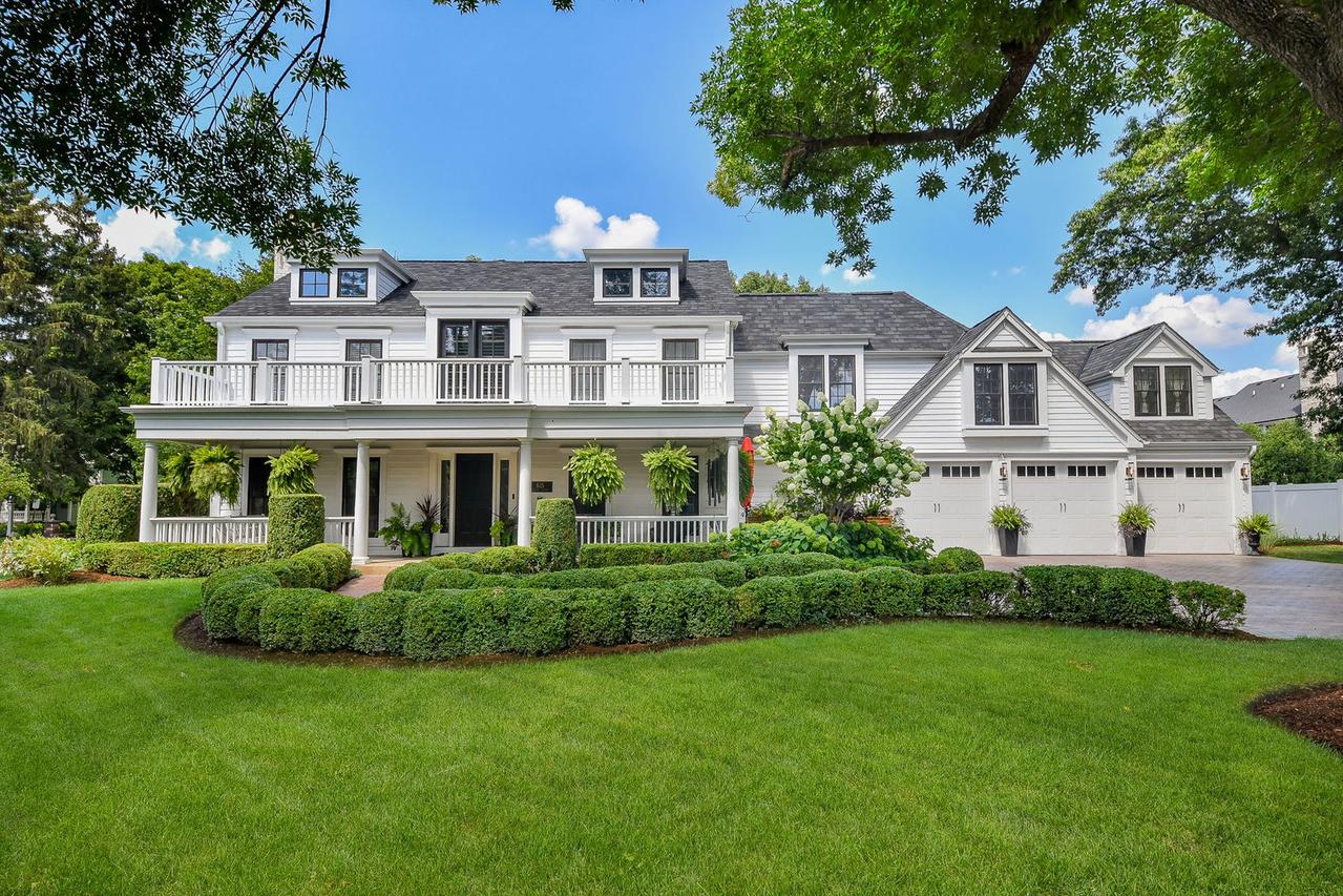 615 Easton Ave., Geneva, IL 60134