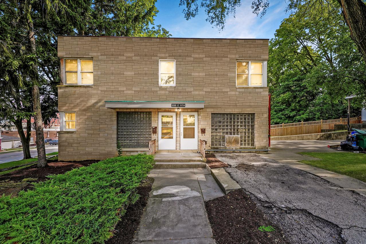 200 E 11th St., Lockport, IL 60441
