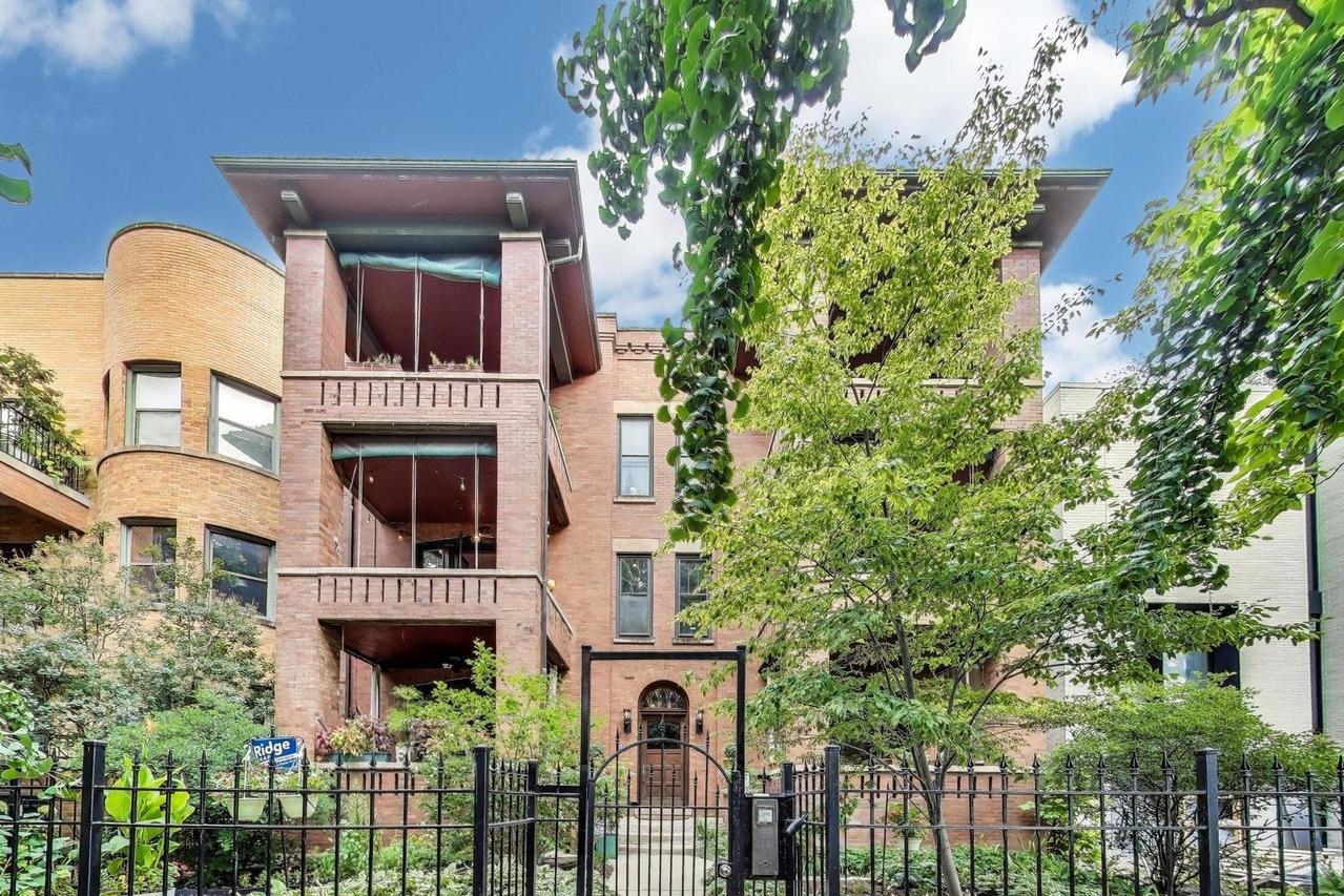 4609 N Magnolia Ave. #2S, Chicago, IL 60640