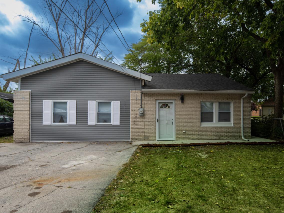 14810 Perry Ave., South Holland, IL 60473
