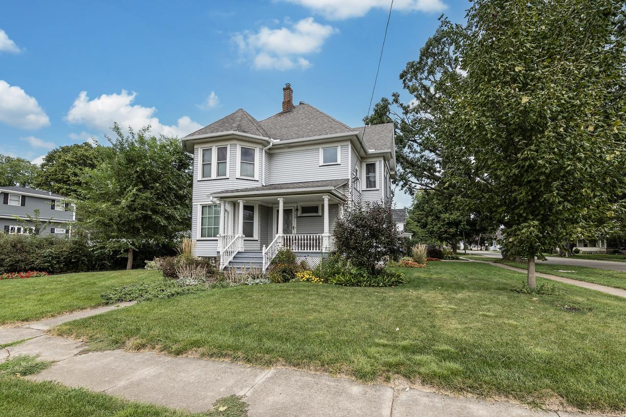 19 E 3rd St., Sandwich, IL 60548