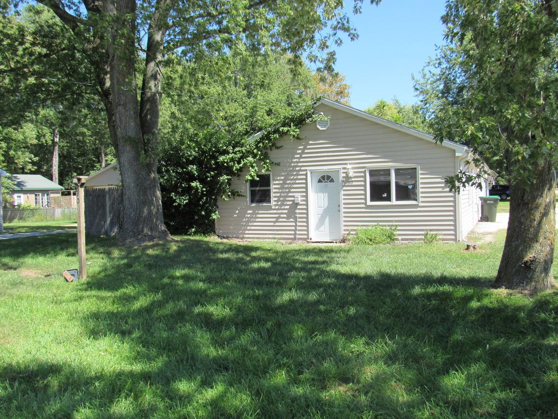 303 N Division St., Braidwood, IL 60408