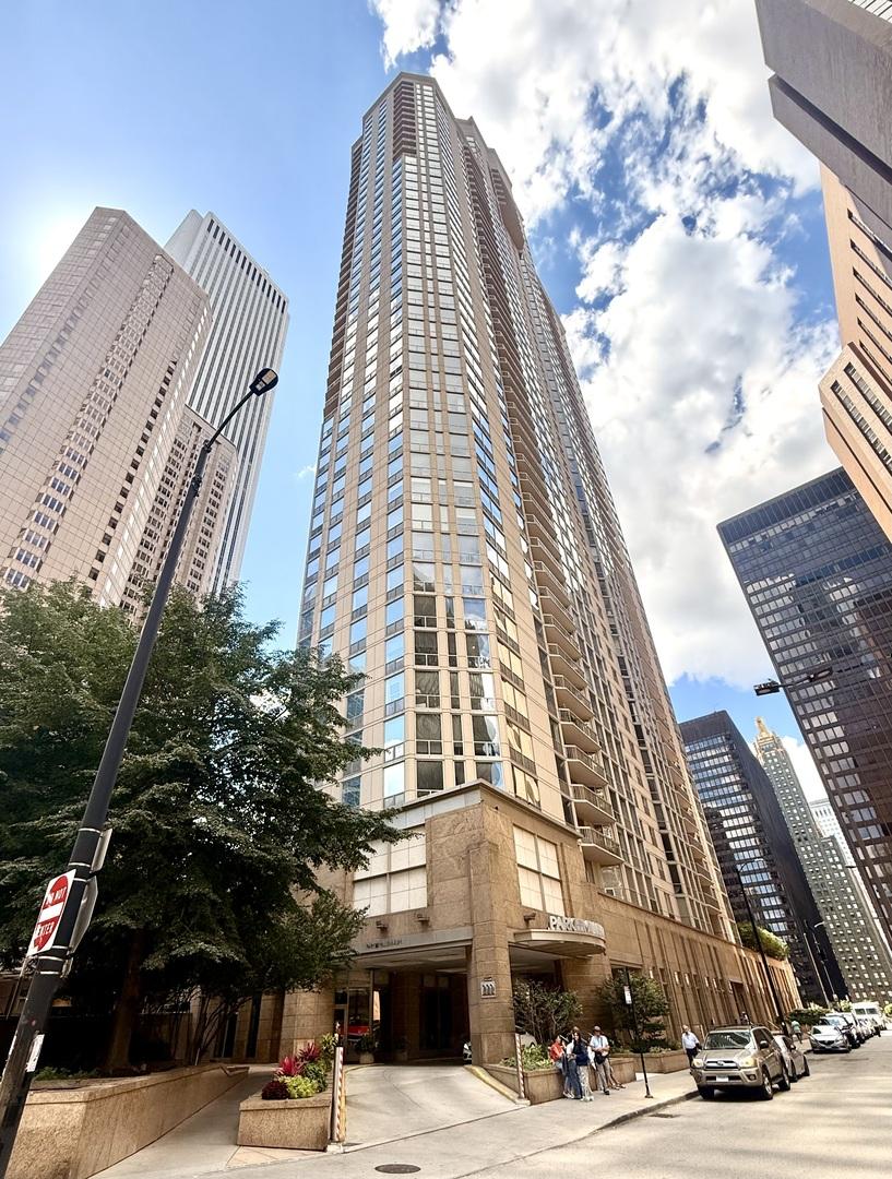 222 N Columbus Dr. #1502, Chicago, IL 60601
