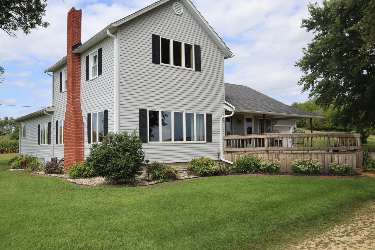 556 Ryan Rd., Harmon, IL 61042