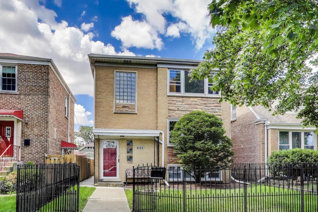 5132 N Mango Ave., Chicago, IL 60630