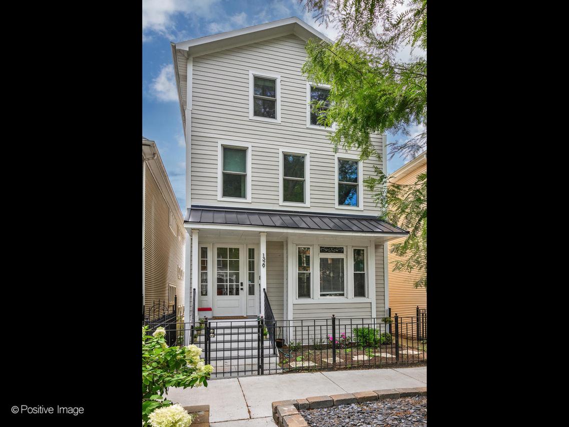 1329 W Wellington Ave., Chicago, IL 60657