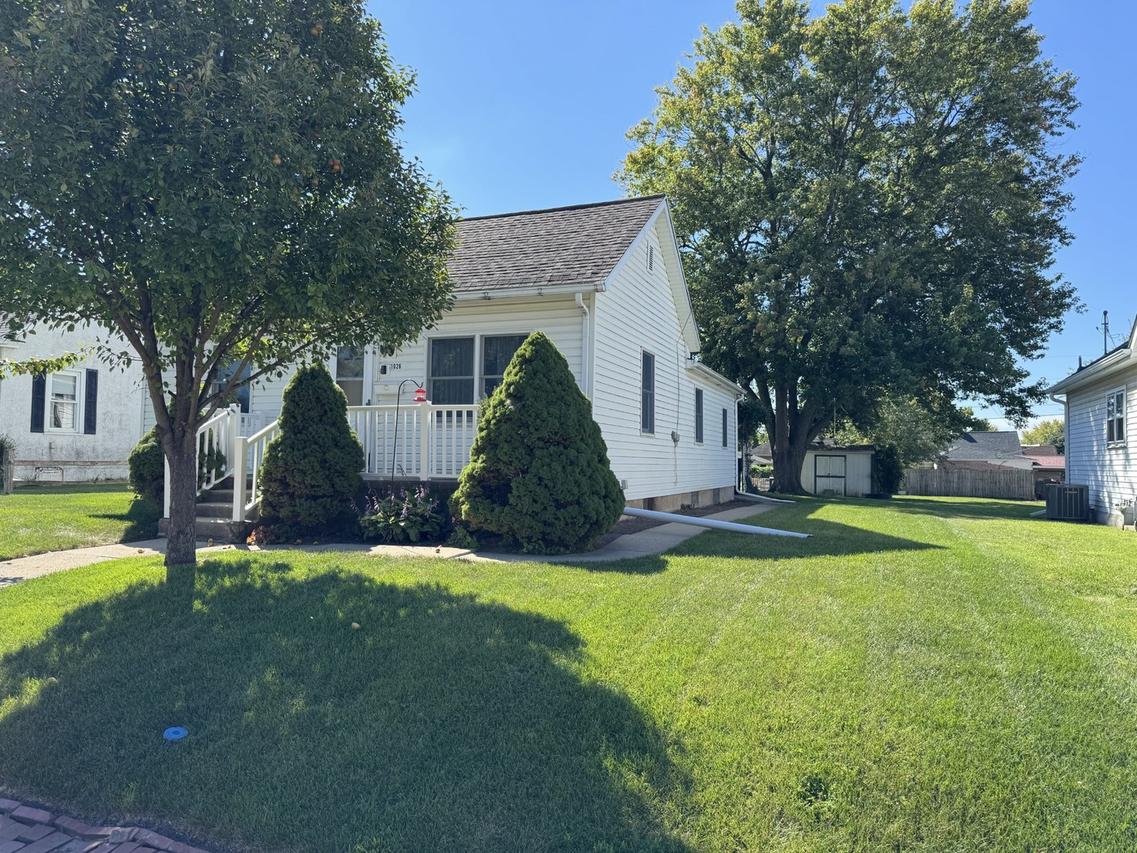 1026 10th St., Lasalle, IL 61301