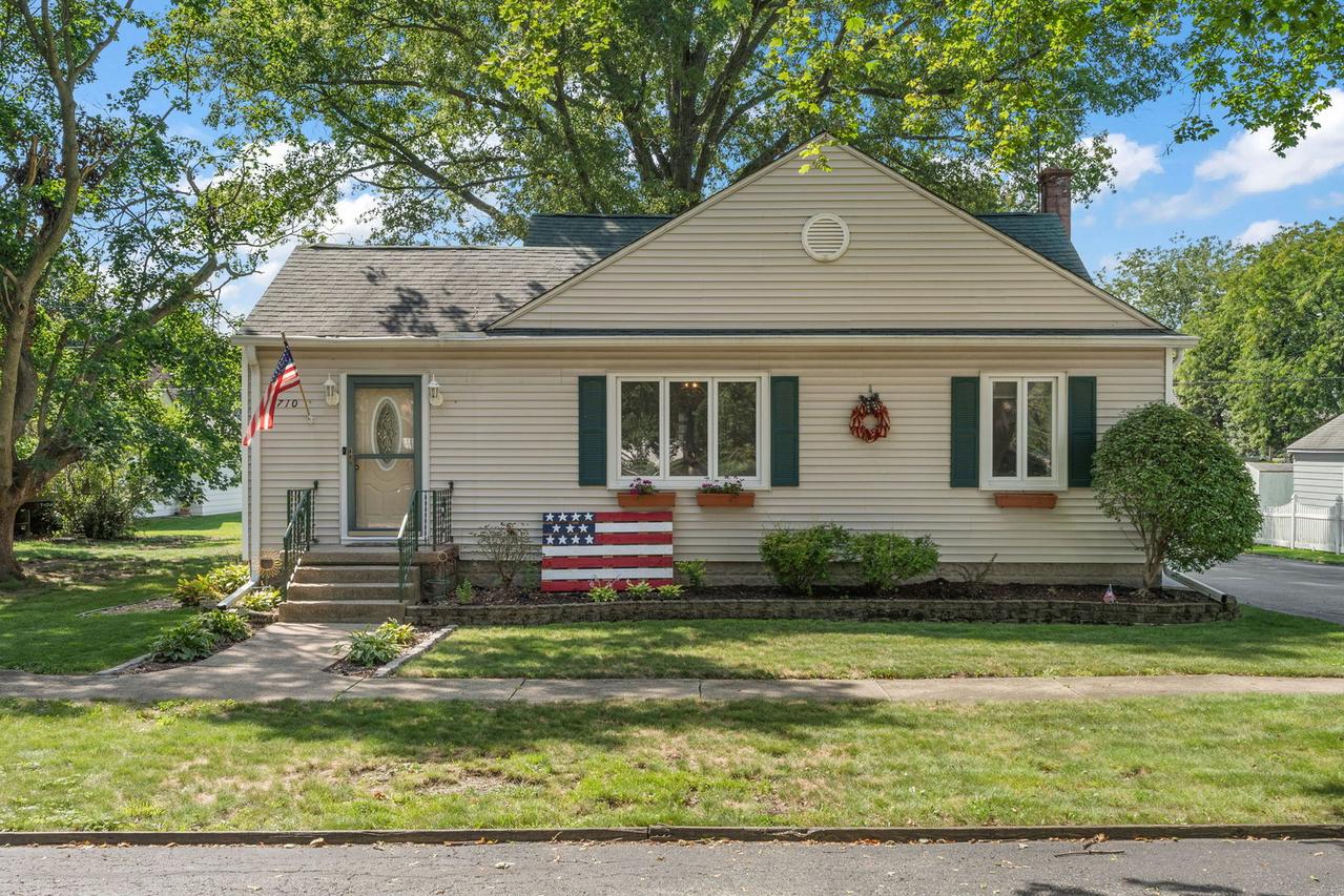 710 Elliott St., Beecher, IL 60401