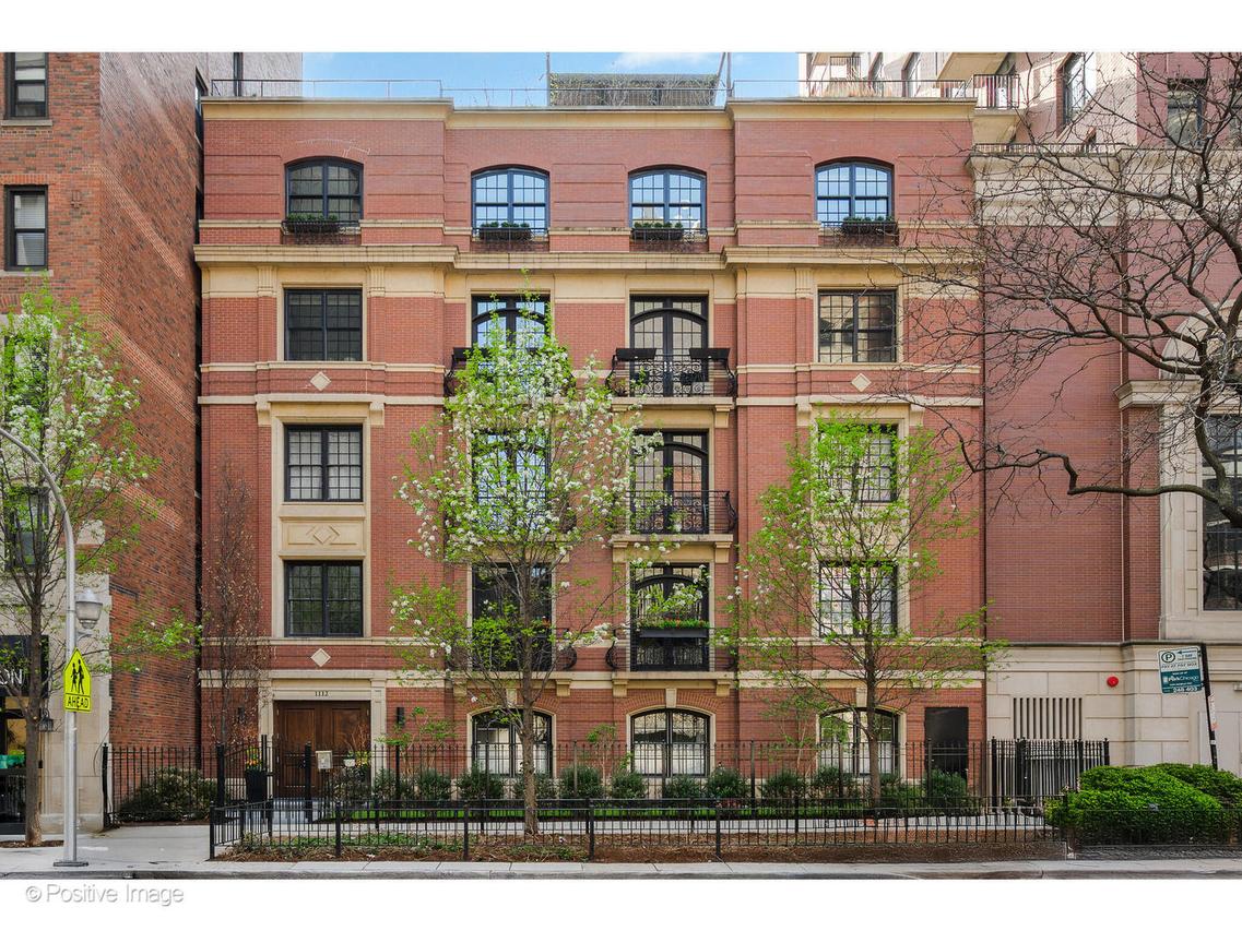 1112 N Dearborn St. #1, Chicago, IL 60610