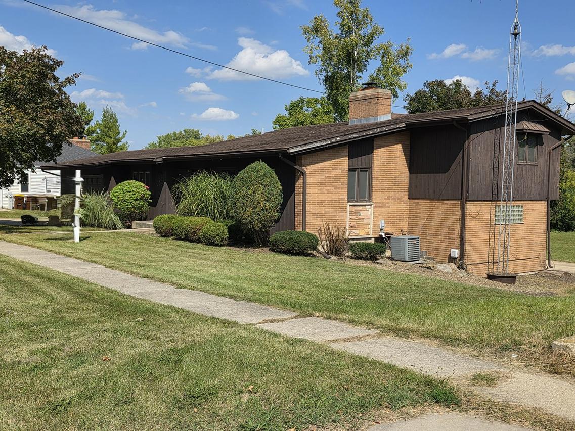 1546 Wheeler St., Woodstock, IL 60098