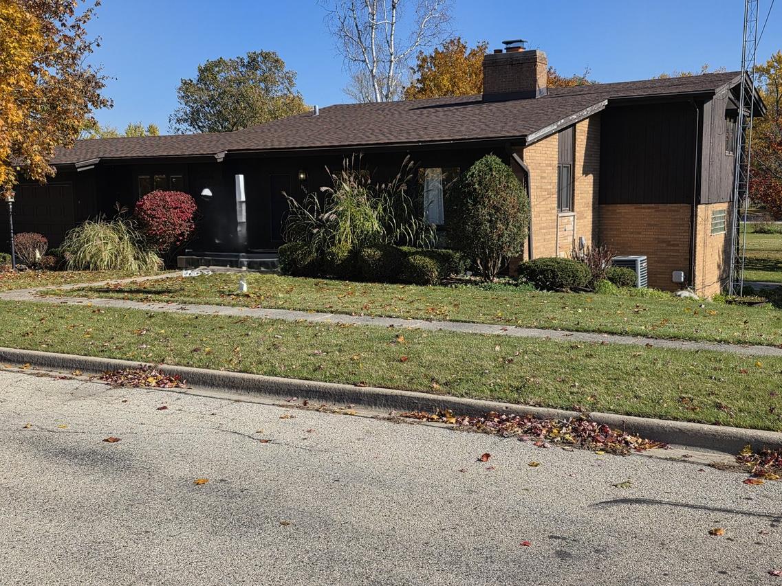 1546 Wheeler St., Woodstock, IL 60098