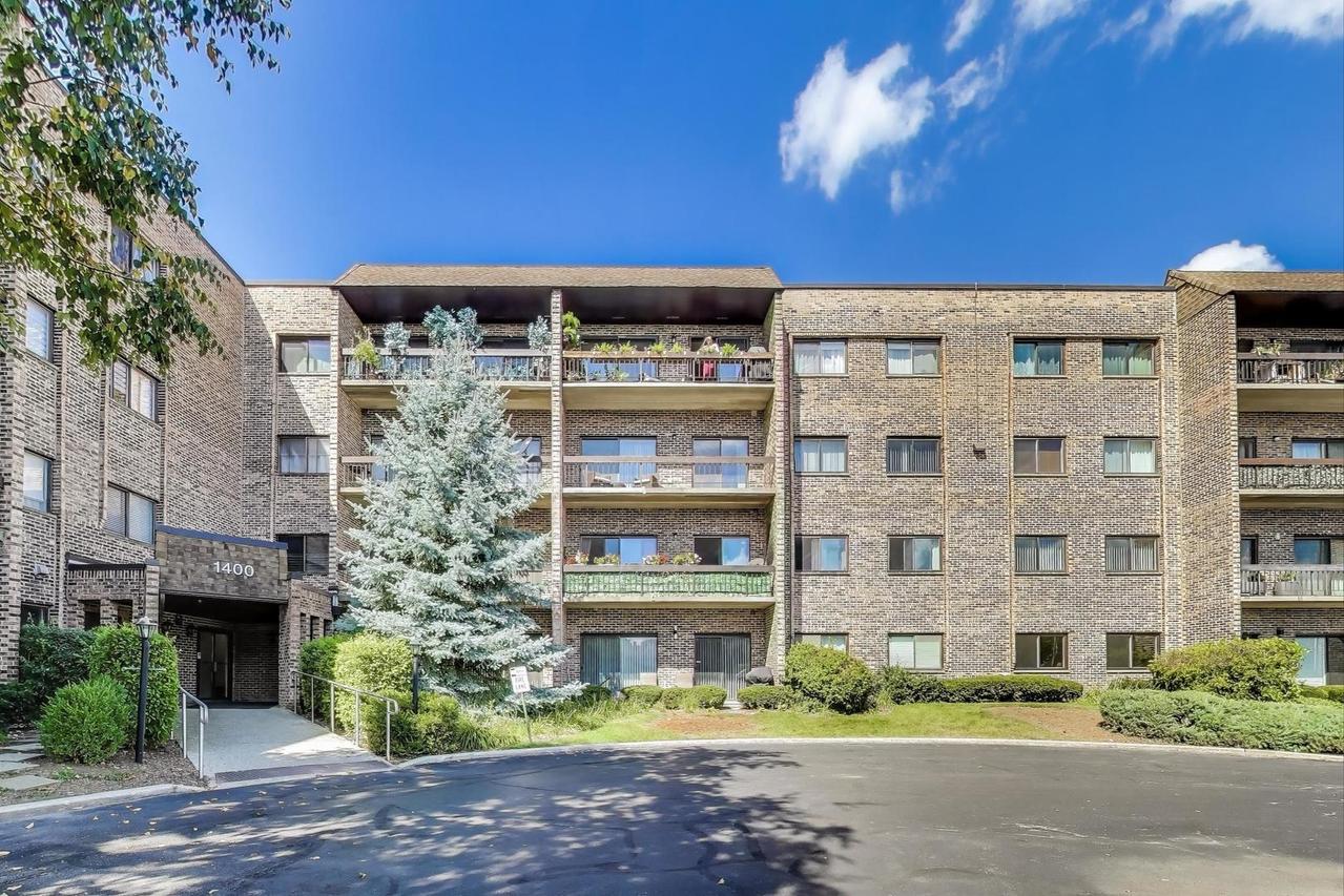 1400 N Elmhurst Rd. #106, Mount Prospect, IL 60056